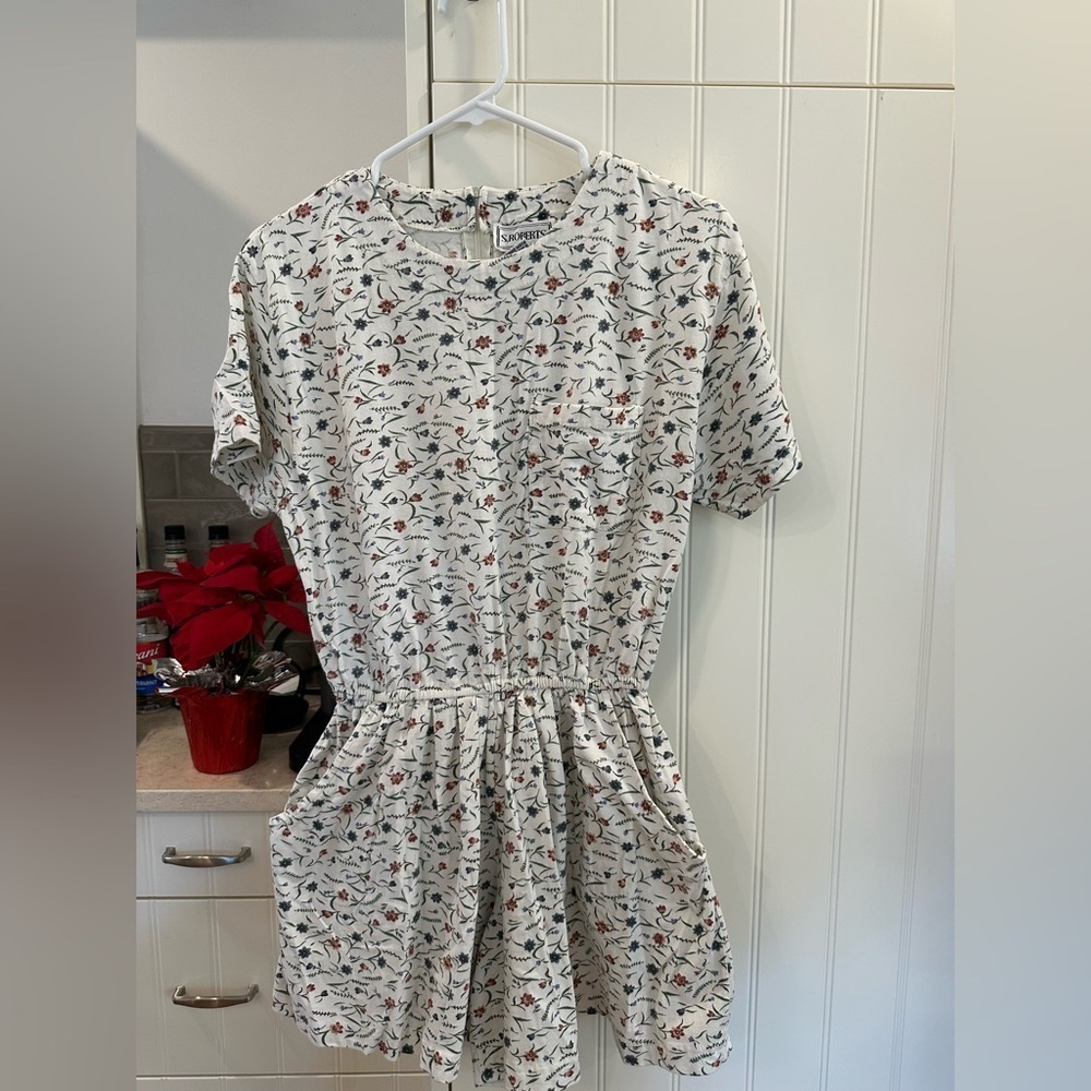Vintage Floral Print Short Sleeve Romper